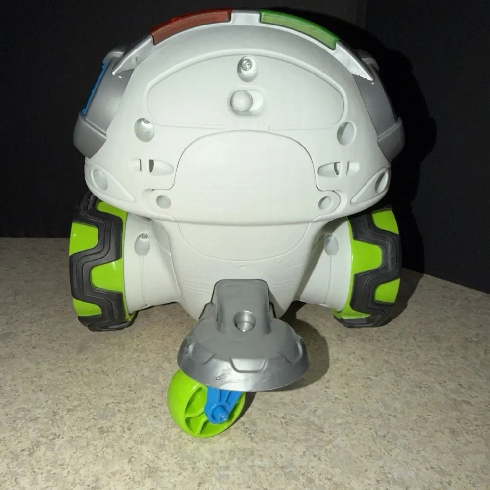 Robot Fisher Price Moby Interactive Dancing Games Educational Talking Lights Fun